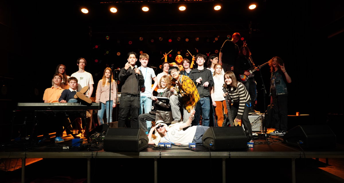 Bilder fra Kryss & Tvers på Åsane Kulturhus