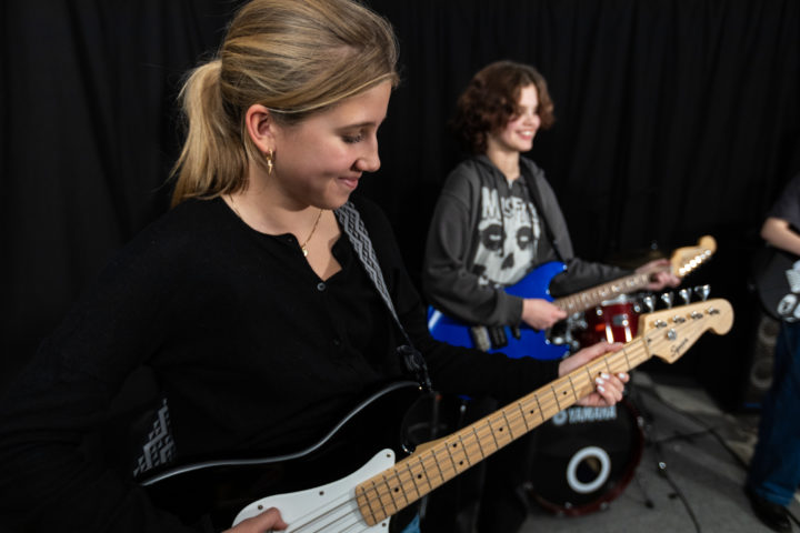 AKKS søker flere bassister mellom 13-19 år