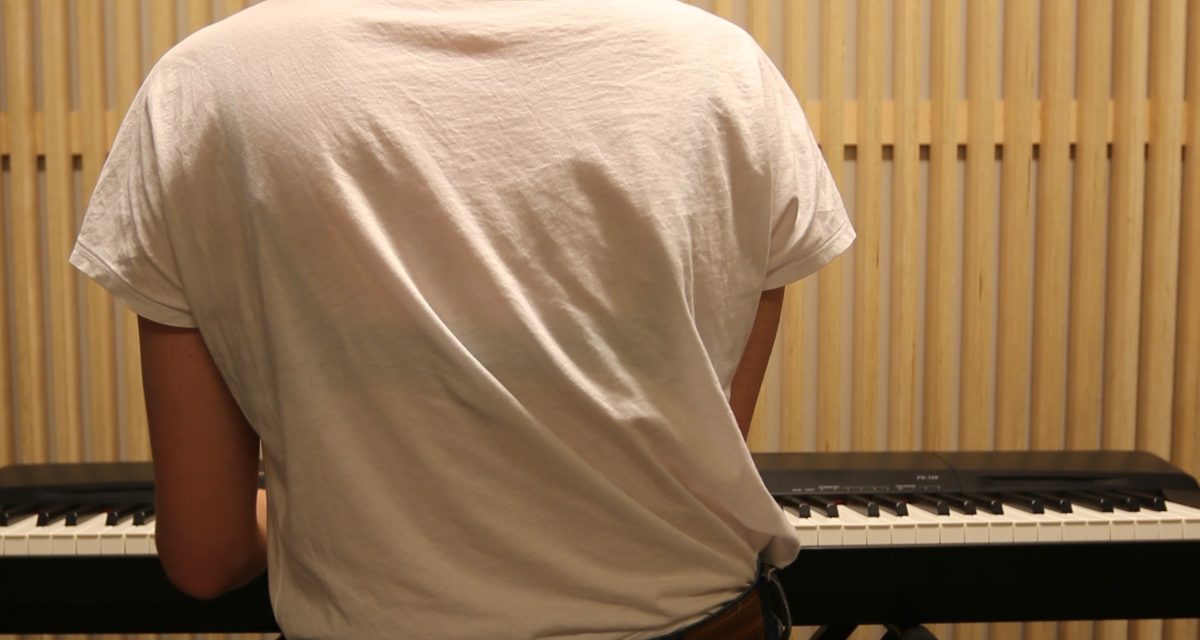 Er du vår nye keyboardlærer?