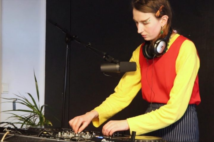 DJ-triks med Olga Nikonova